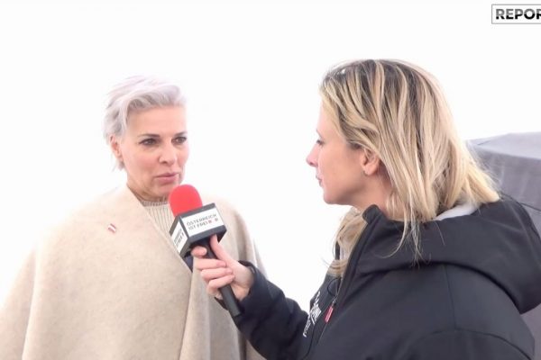 Schauspielerin Sabine Petzl: Das Kollektiv muss verstehen, welche Macht es hat und was es bewirken kann