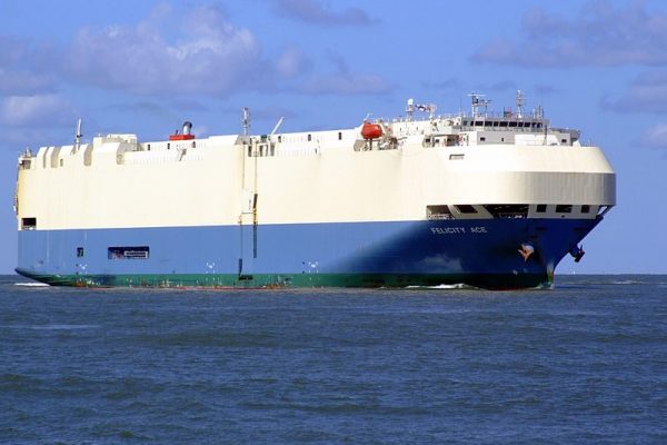 Frachtschiff mit Elektroautos vor den Azoren ausgebrannt und gesunken