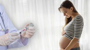 Expertin schockiert: Impfung könnte schweren Verlauf verursachen & Schwangeren schaden