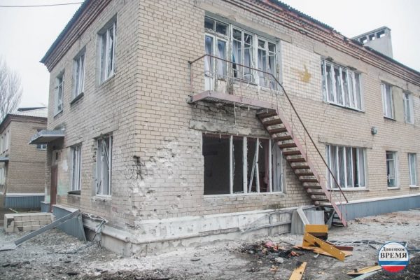 Der unbemerkte Krieg: Donezker Wohngebiete nach wie vor unter Beschuss