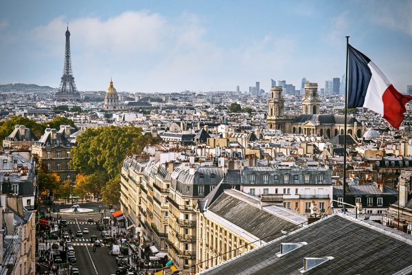 Frankreich: Impfpass- und Maskenpflicht weitestgehend aufgehoben