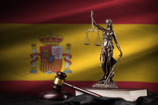Spanien schafft die Gewaltenteilung ab Spanien schafft die Gewaltenteilung ab