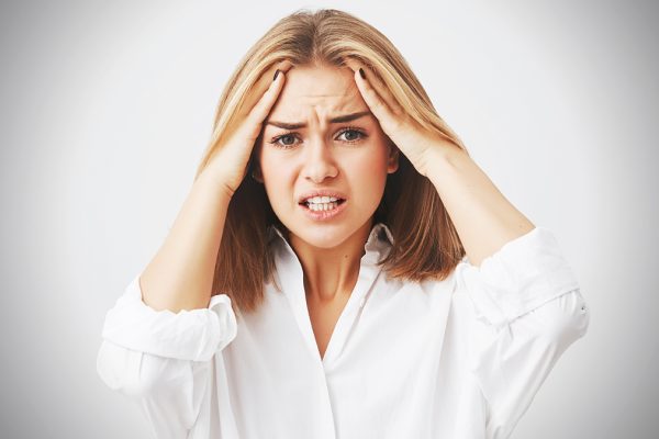 Studie: Spike-Protein bindet an Östrogen-Rezeptoren und verändert sie