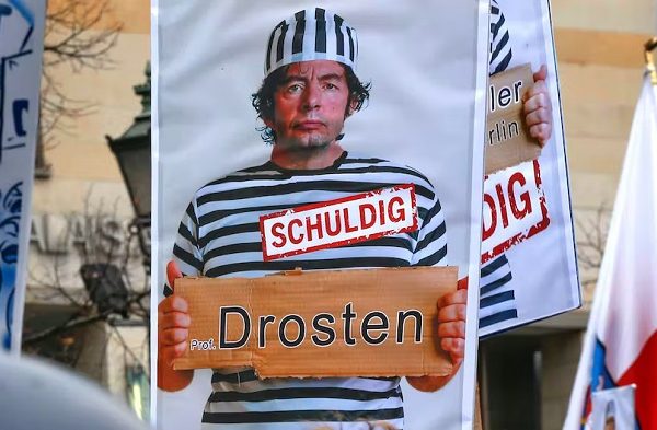 Corona wird politisch verabschiedet Corona wird politisch verabschiedet