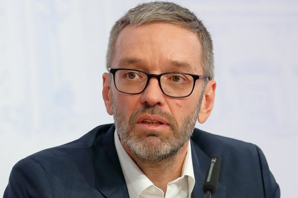 Politikwissenschaftler völlig überrascht: Ungeimpfte wählten FPÖ