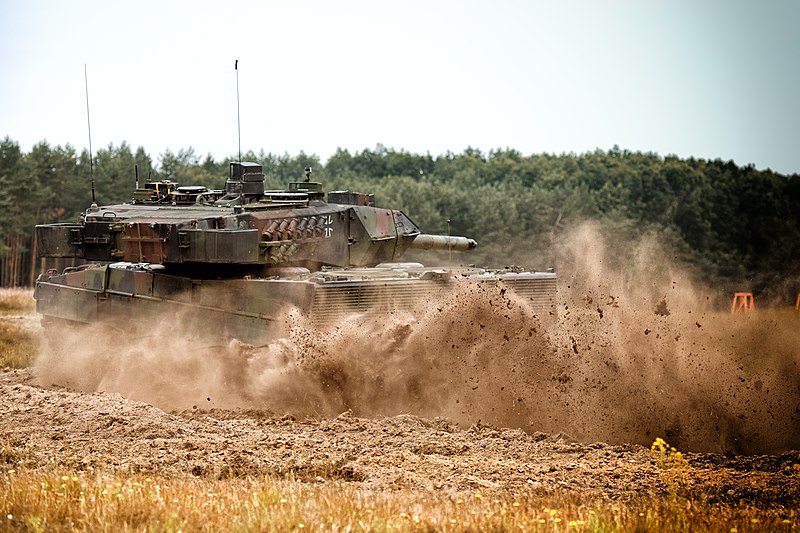 Leopard_2_Panzer_der_Bundeswehr_49919624