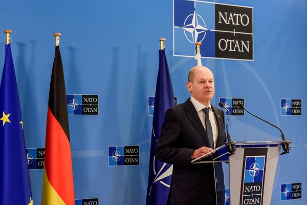 Kanzler Scholz ist noch weniger souverän als das Land, das er regiert