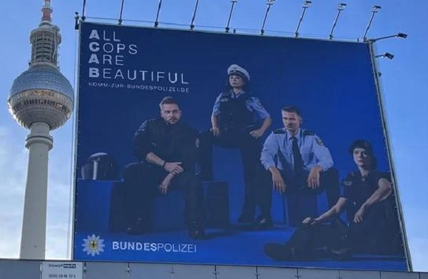 Deutsche Bundespolizei: ACAB heißt jetzt „All Cops are Beautiful“