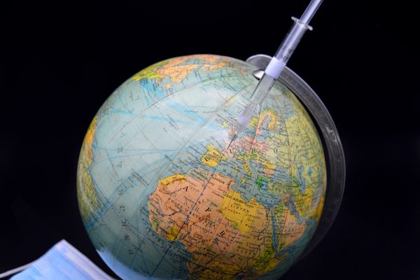 Corona „Impfstoffe“ zeigen das völlige Versagen staatlicher Aufsicht über die Industrie