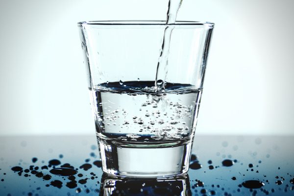 Genügend Flüssigkeitszufuhr – das Geheimnis für ein langes Leben?